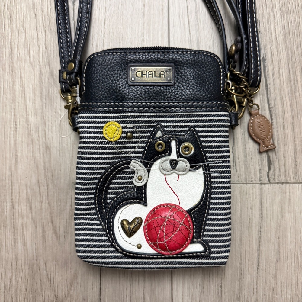 Chala Crossbody Bag Womens Black Striped Cat Yarn Ball Applique Purse Vegan